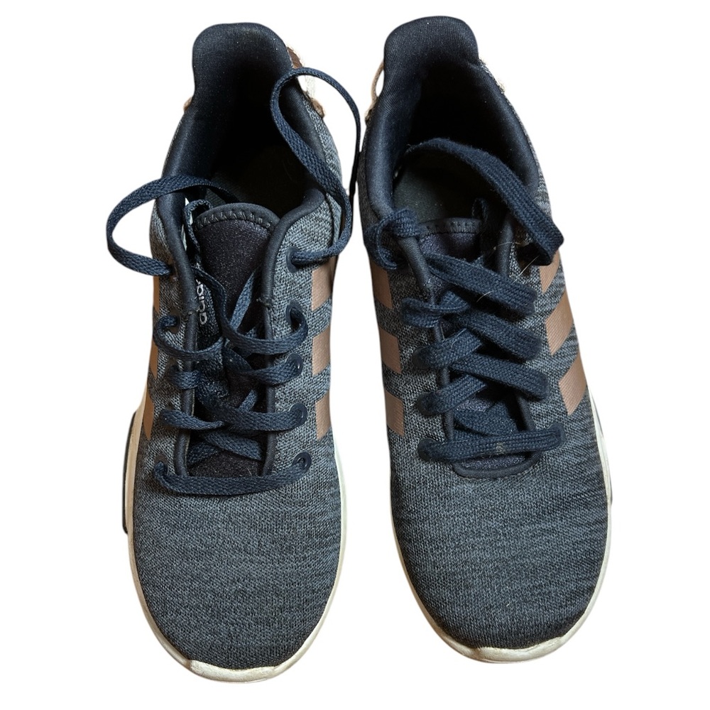 Adidas Girls Size 3 - Picture 2 of 6